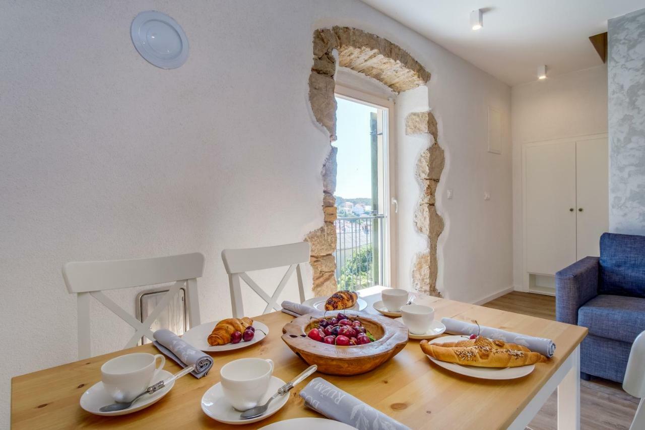 Casa Rustica Apartment Mali Losinj Bagian luar foto