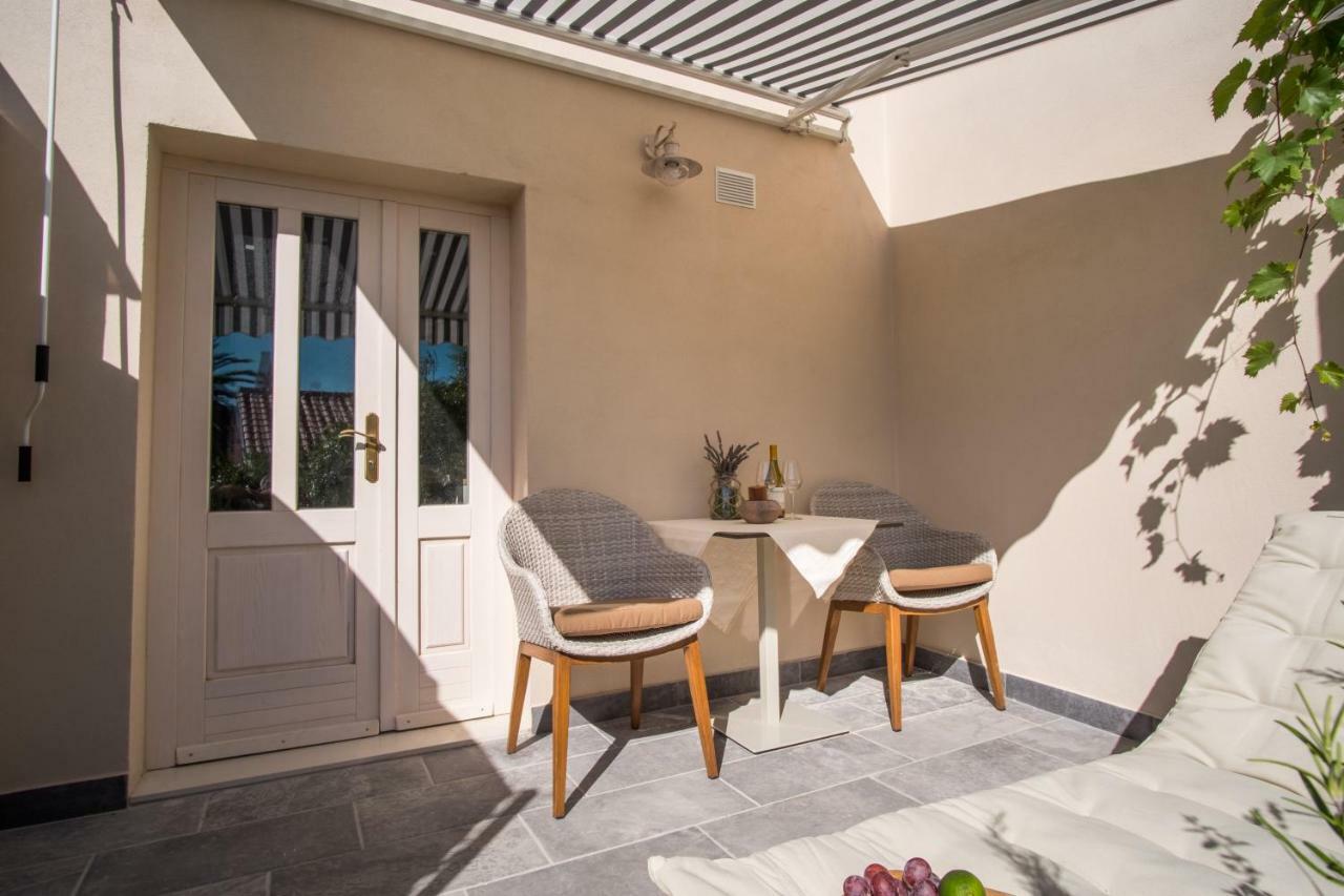 Casa Rustica Apartment Mali Losinj Bagian luar foto