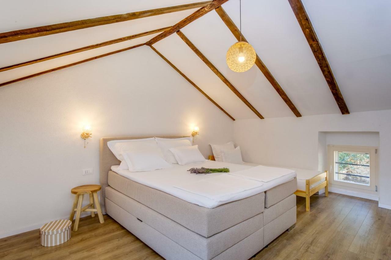 Casa Rustica Apartment Mali Losinj Bagian luar foto